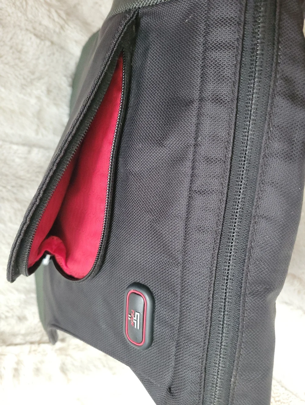 Tumi Ttech 5123D Men's Black/Olive Crossbody Bag